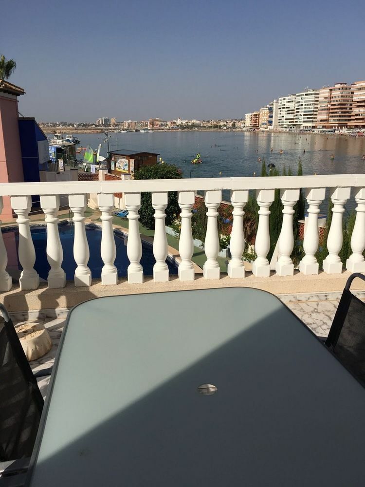 Marina Port 호텔 또레비에하 외부 사진